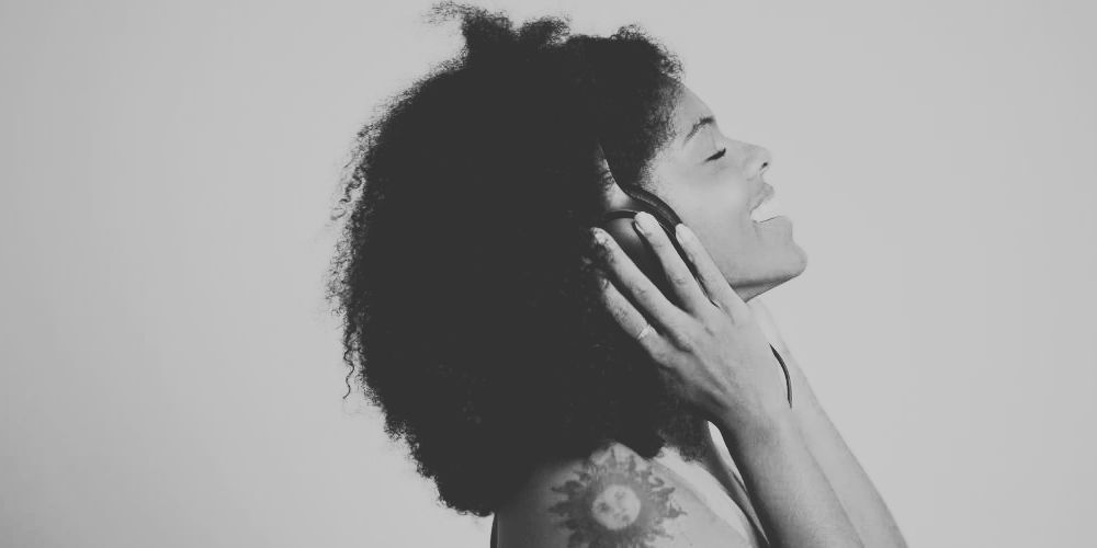 10 Best Songs About Fighting Cancer | AnaOno