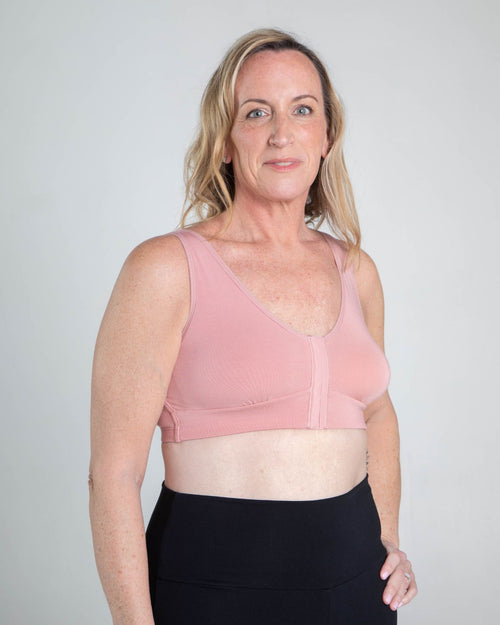 Blush / Flap Reconstruction & pocketed front closure bra with soft wire free cups and adjustable straps on diep flap model front view