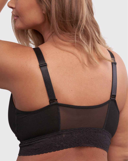 Black / Au Natural & longline pullover bra with a lace trim, soft cups, mesh back, adjustable straps on au natural model.