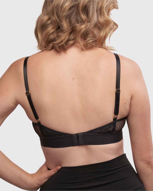 Champagne / Mastectomy & pocketed high cut neck lace bralette on mastectomy model back view