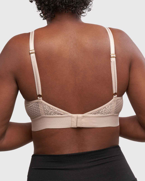 Champagne / Mastectomy & pocketed high cut neck lace bralette on mastectomy model back view