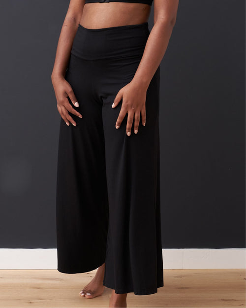 Black & Soft Luxurious and comfortable black wide leg lounge pants that are the perfect recovery pant for cancer patients