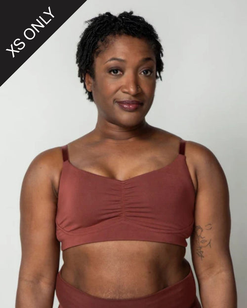 Sienna & full coverage bra on implants model front view